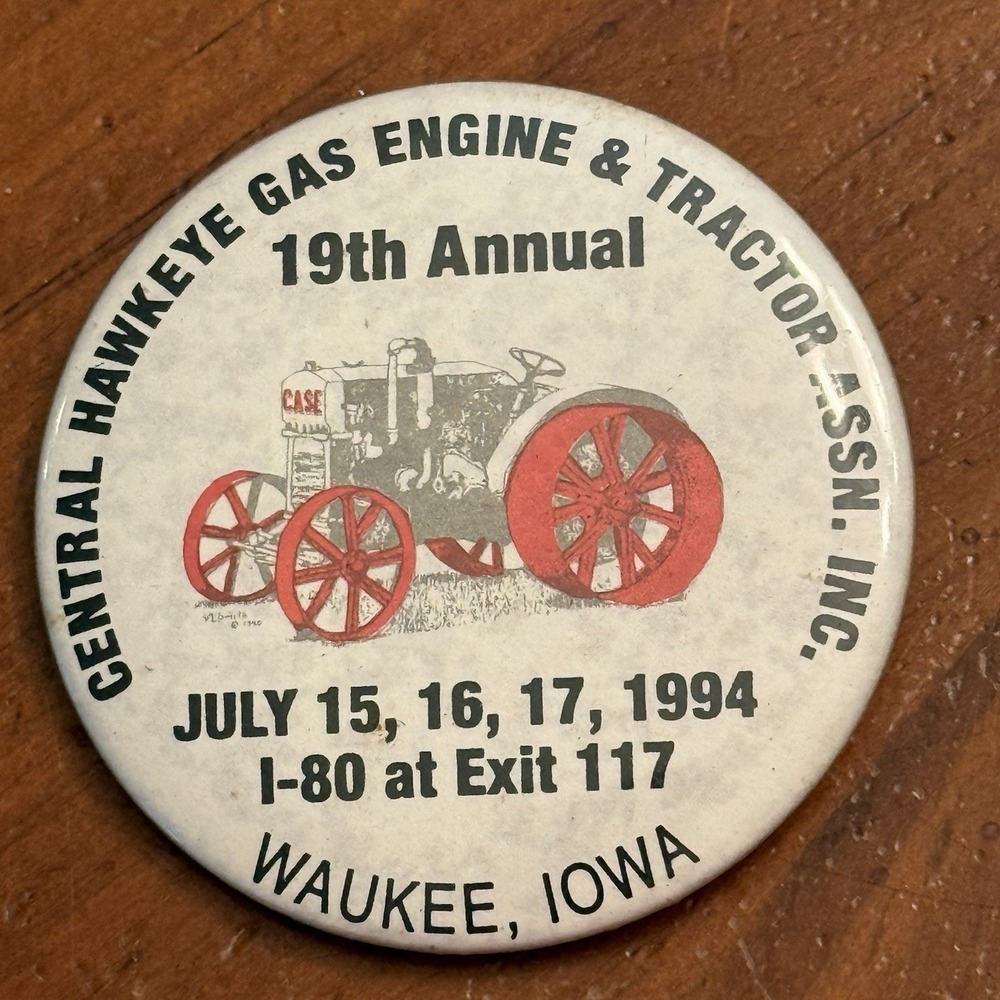 1994 Central Hawkeye Tractor Assn Waukee Vintage Pinback Button Pin Round Circle